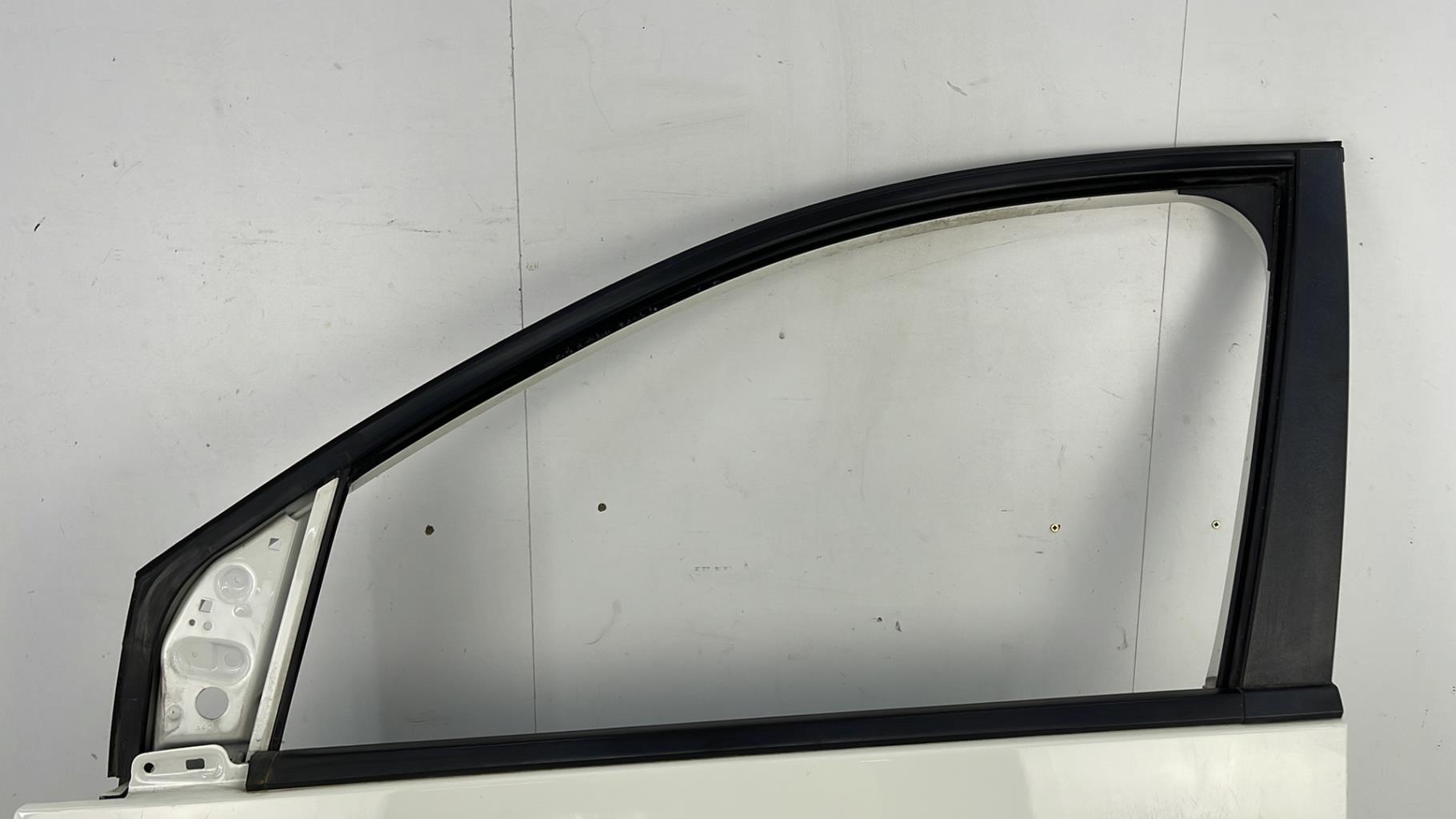 Portiera anteriore sinistra FORD FIESTA 5 PHASE 1 Gasolina - 1