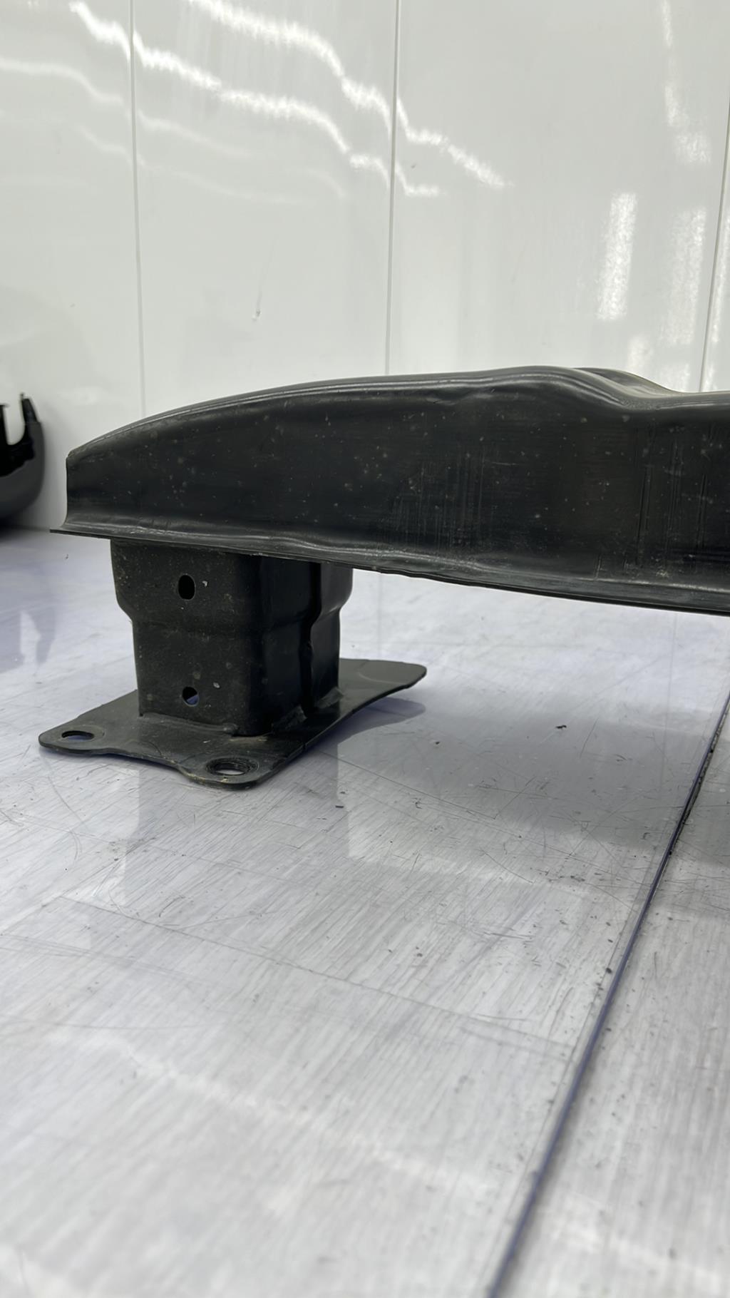 Traversa rinforzo paraurti posteriore VOLKSWAGEN GOLF 7 PHASE 1 Diésel - 1