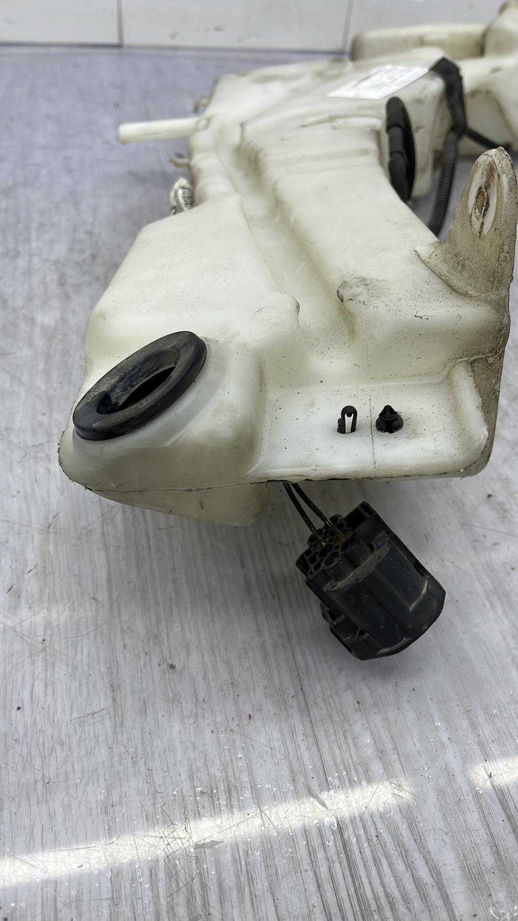 Vase de lave glace FORD C-MAX 1 PHASE 1 Diesel - 1