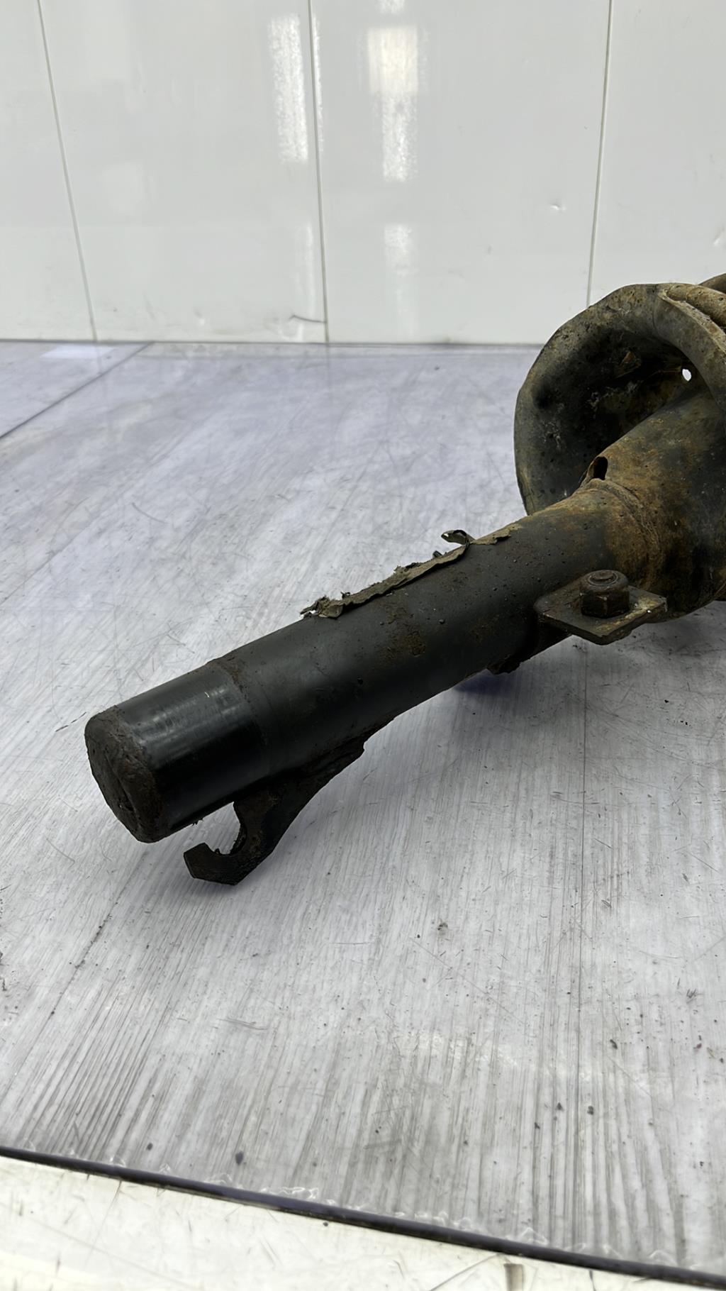 Ammortizzatore anteriore sinistro FORD KA 1 PHASE 1 Gasolina - 1