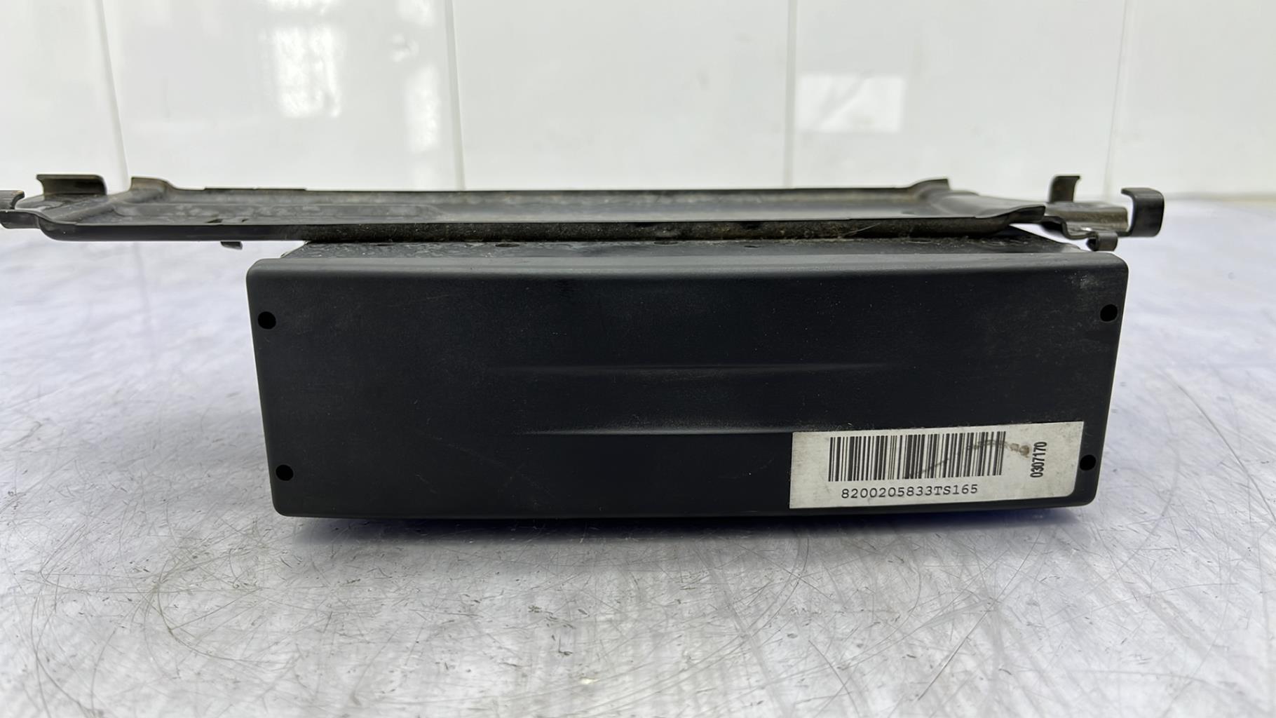 Amplificatore audio RENAULT GRAND ESPACE 4 PHASE 1 Diésel - 1