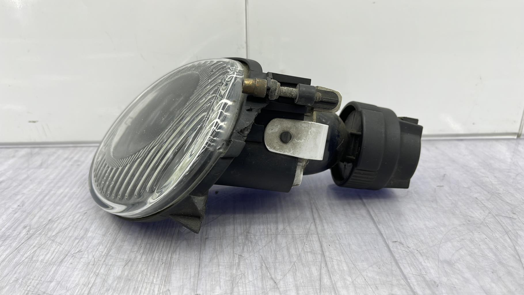 Fendinebbia destro (luci) FORD MONDEO 2 Diésel - 1