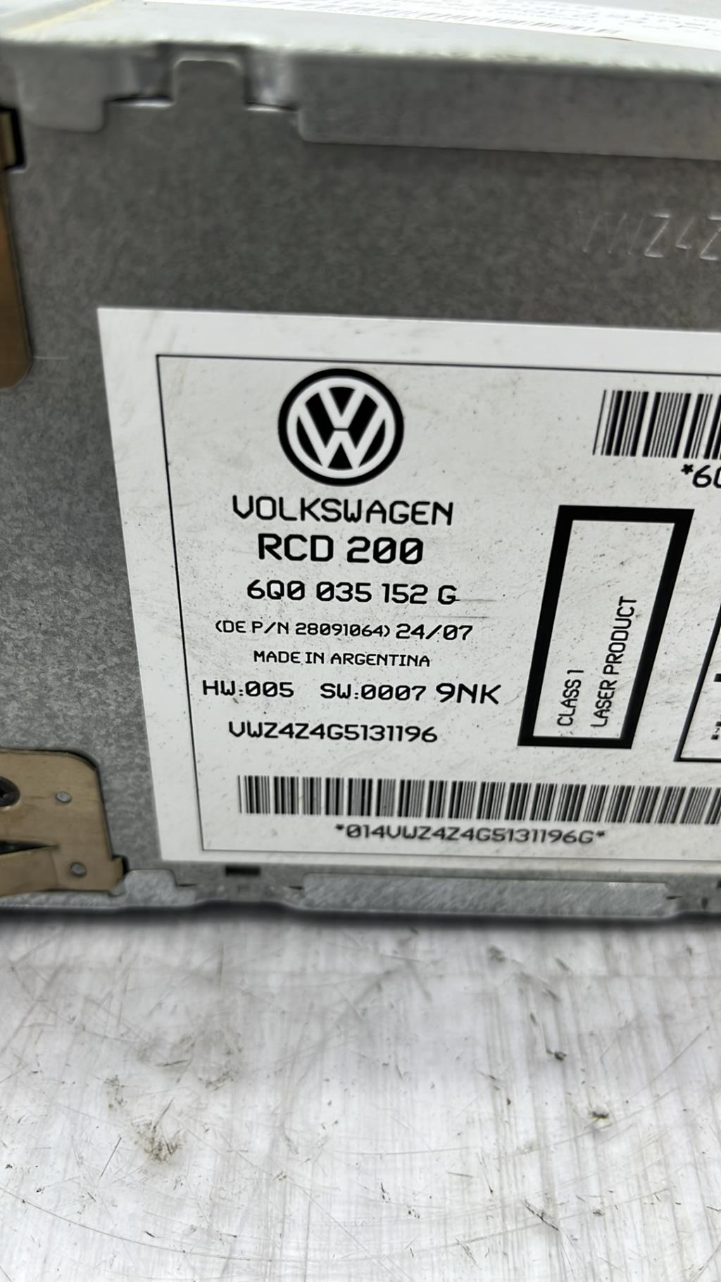 Autoradio originale VOLKSWAGEN POLO 4 PHASE 2 Diésel - 1