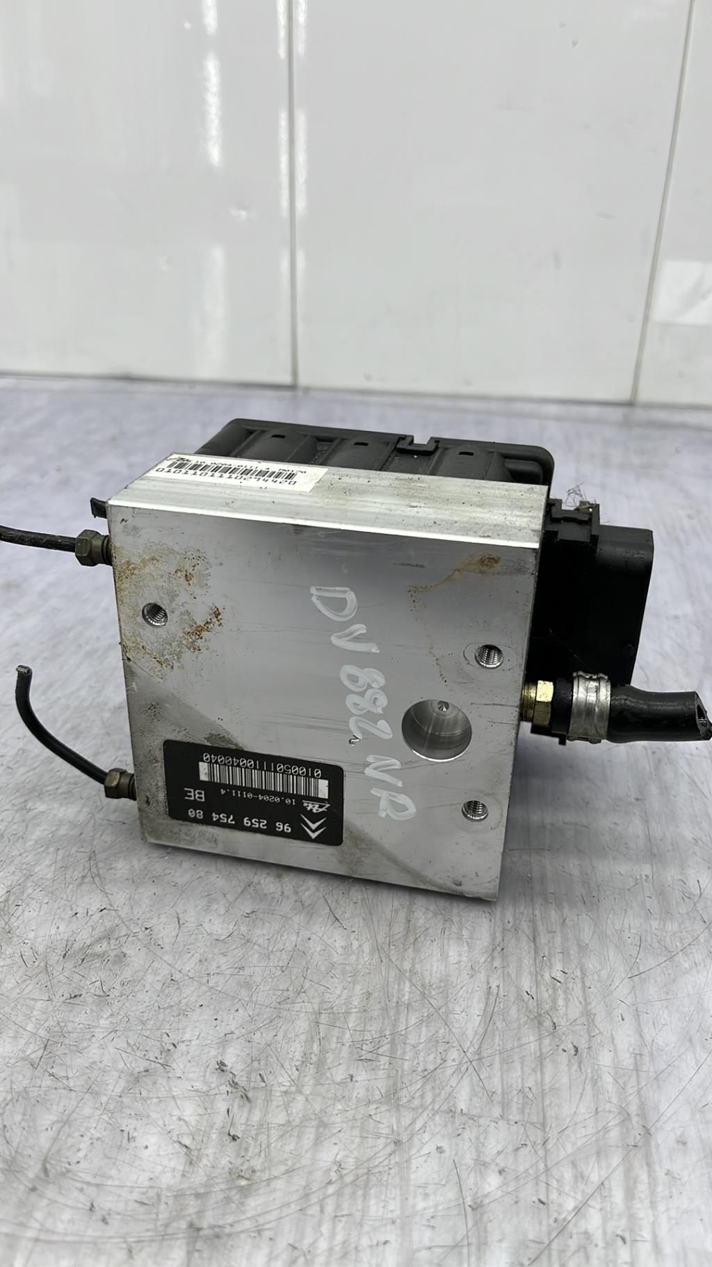 Blocco ABS (antibloccaggio freni) CITROEN XANTIA PHASE 2 BREAK Diésel - 1