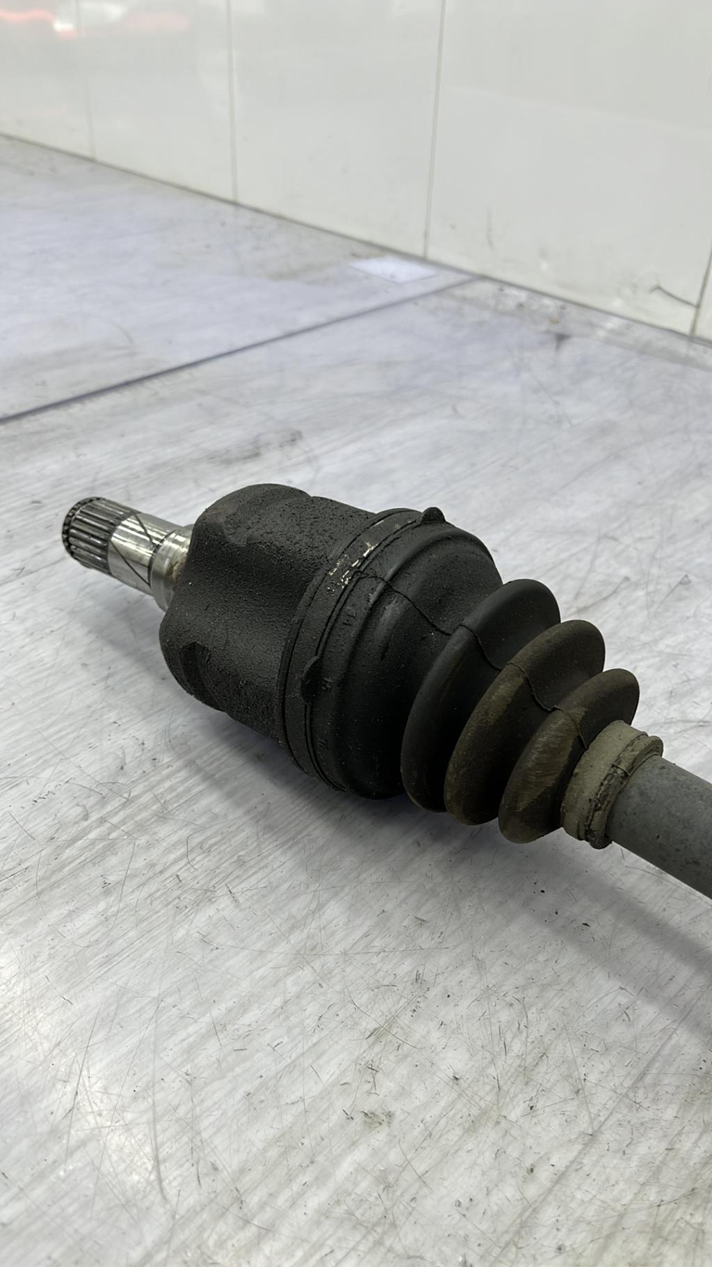 Cardan gauche (transmission) OPEL CORSA E Essence - 1