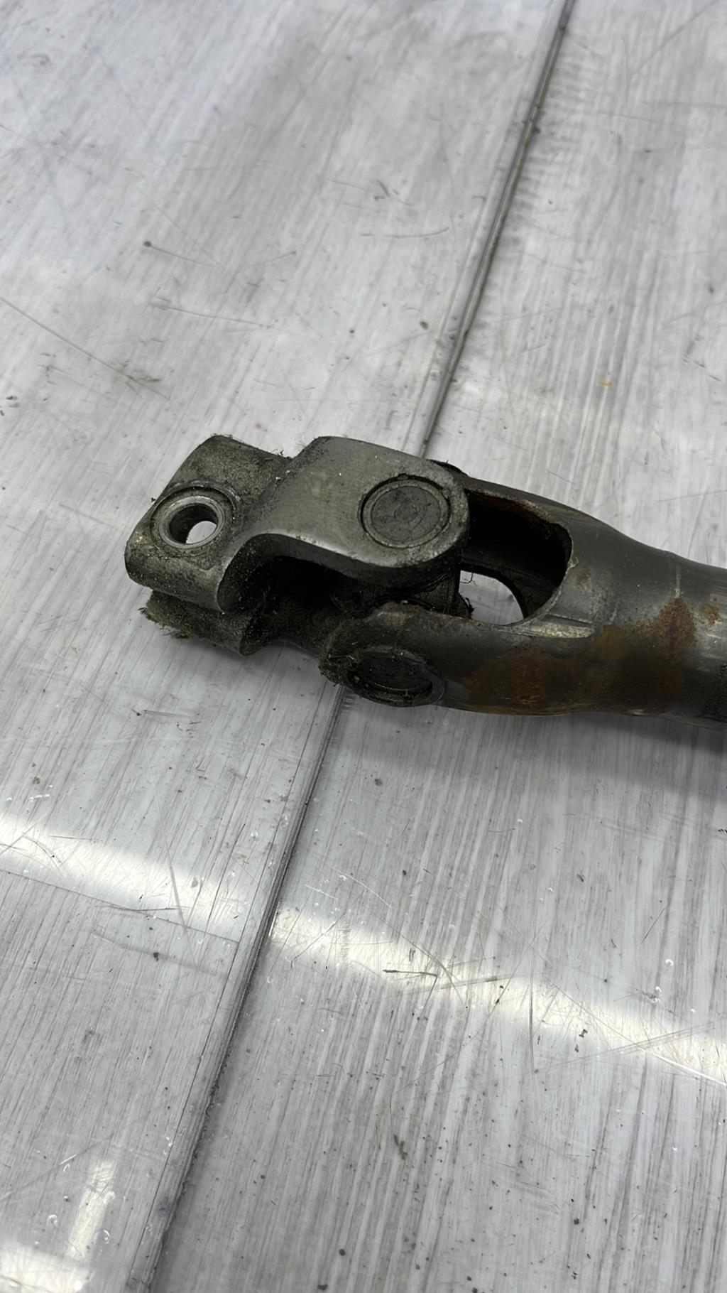 Colonne de direction OPEL ASTRA H TWINTOP CABRIOLET Diesel - 1