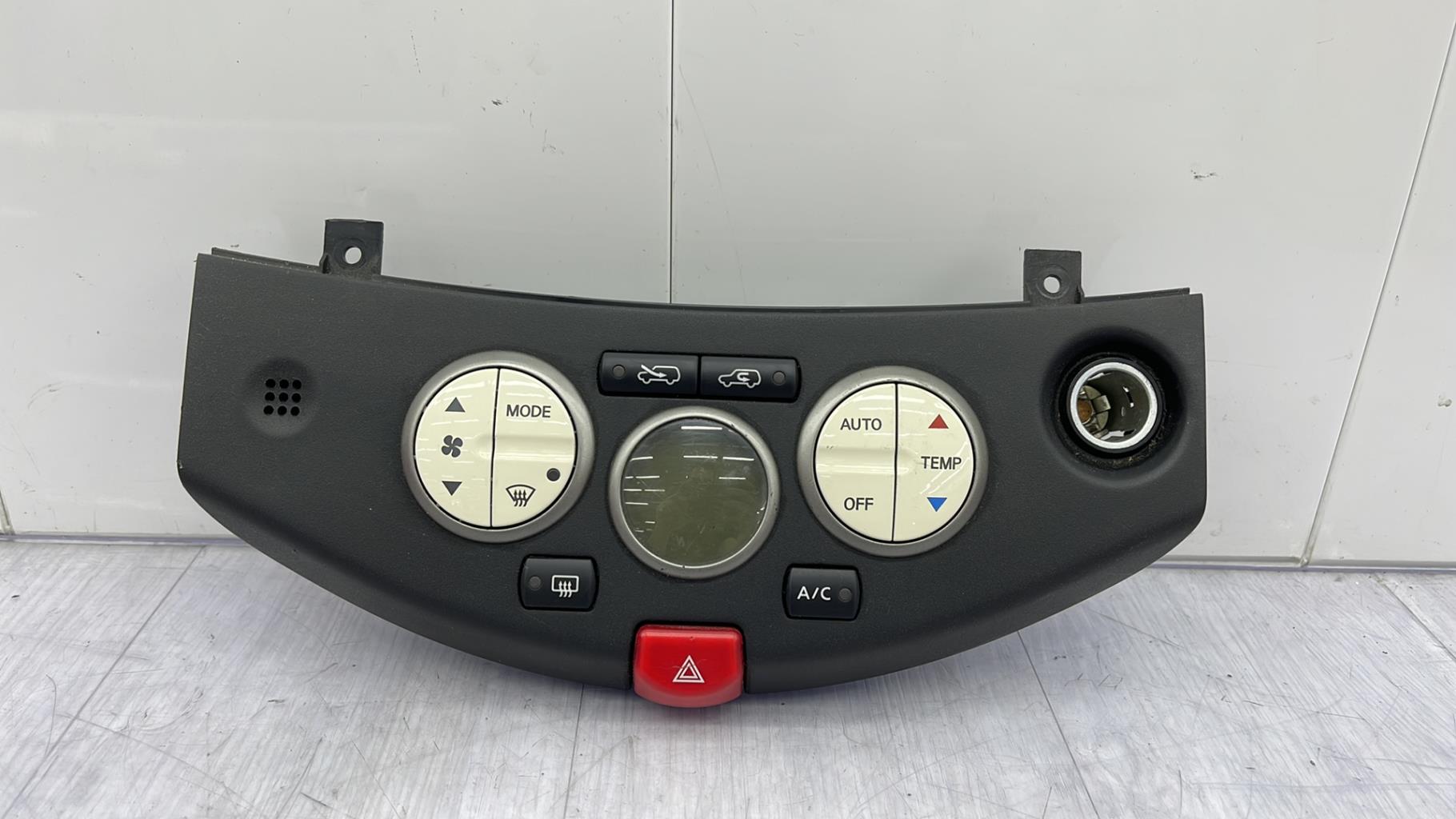 Commande chauffage NISSAN MICRA 3 PHASE 1 Essence - 1