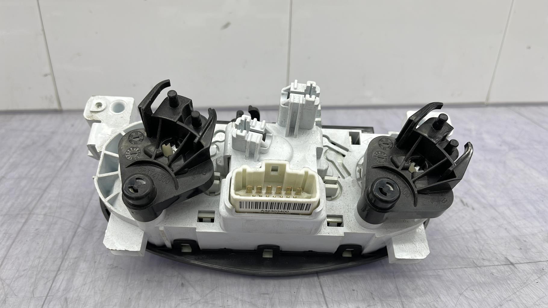 Commande chauffage DACIA SANDERO 2 PHASE 1 Diesel - 1