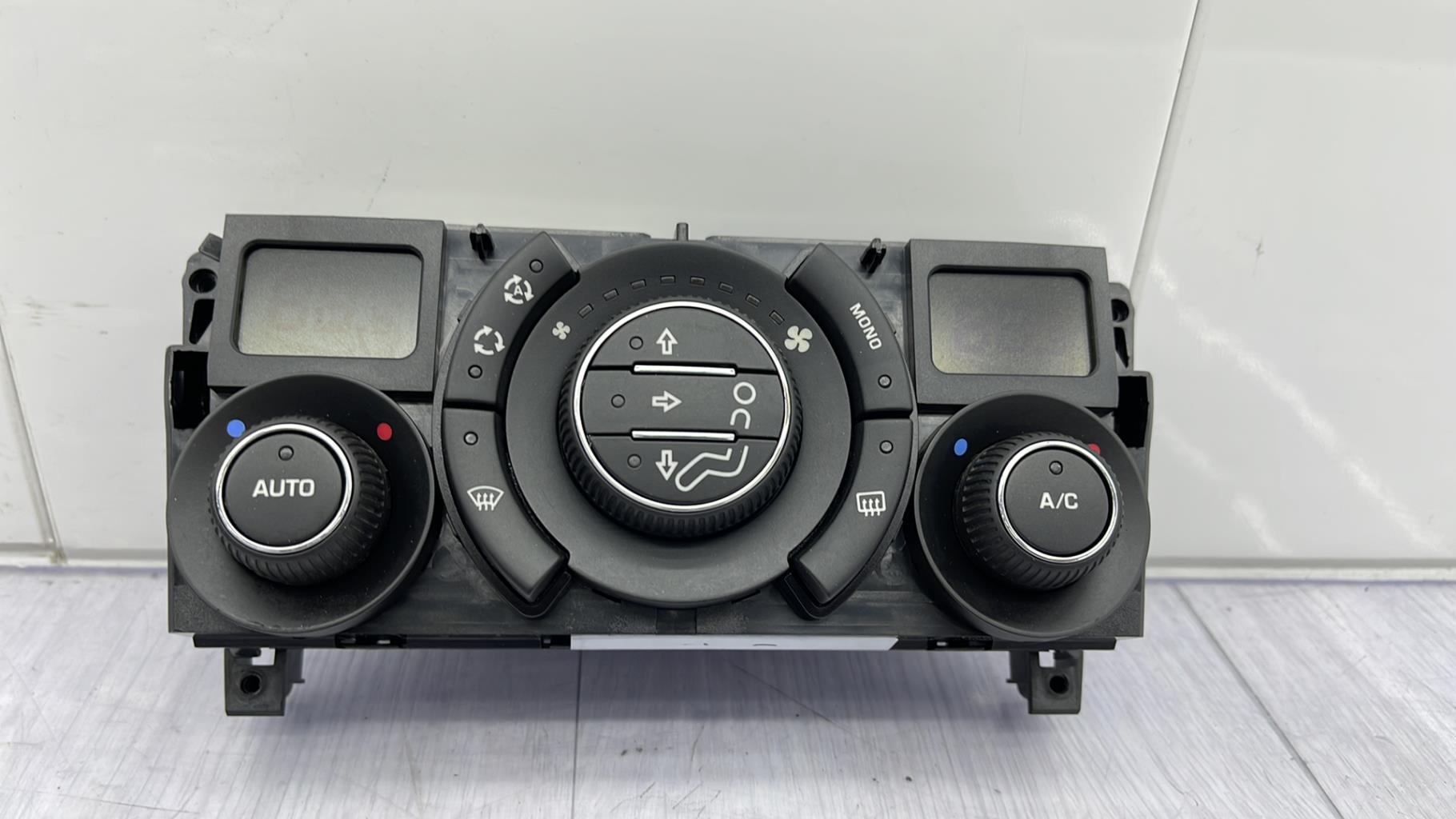 Commande chauffage PEUGEOT 3008 1 PHASE 1 Diesel - 1
