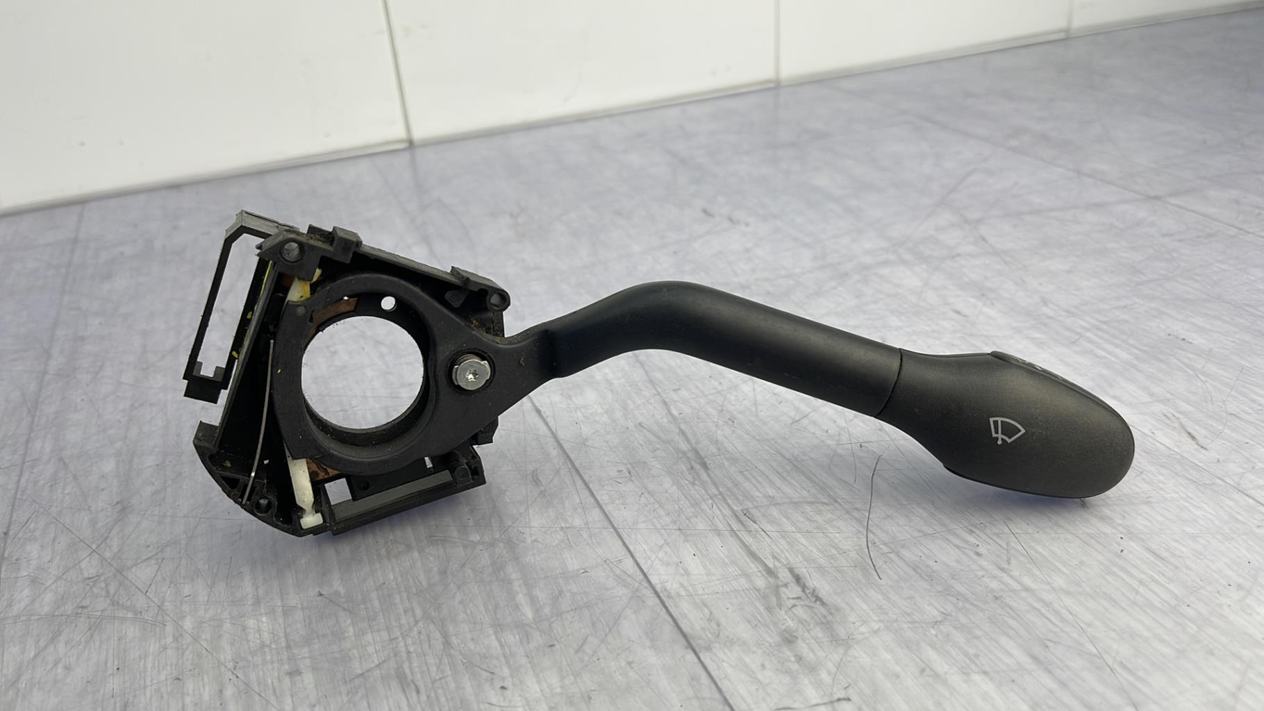 Commodo d'essuie glaces VOLKSWAGEN GOLF 3 Diesel - 1
