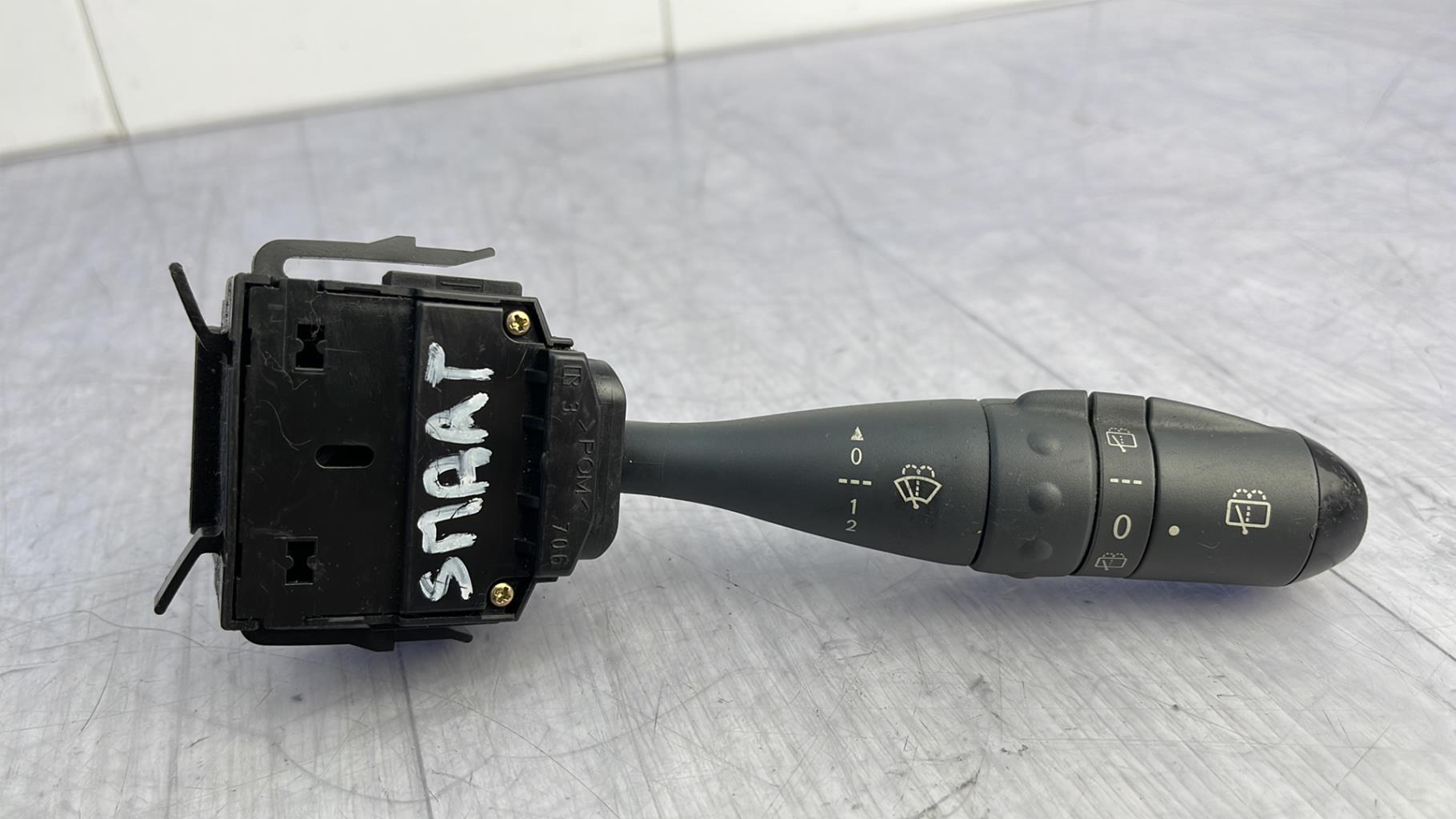 Commodo d'essuie glaces SMART FORFOUR 1 Diesel - 1