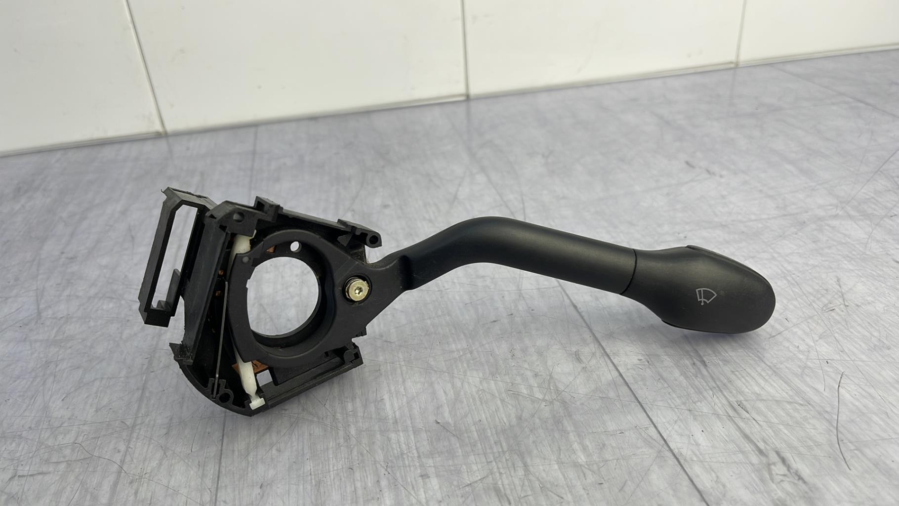 Devio tergicristalli SEAT IBIZA 2 PHASE 2 Diésel - 1