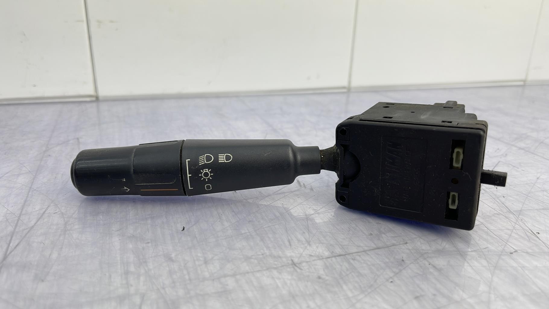 Commodo phare PEUGEOT 106 PHASE 1 Essence - 1