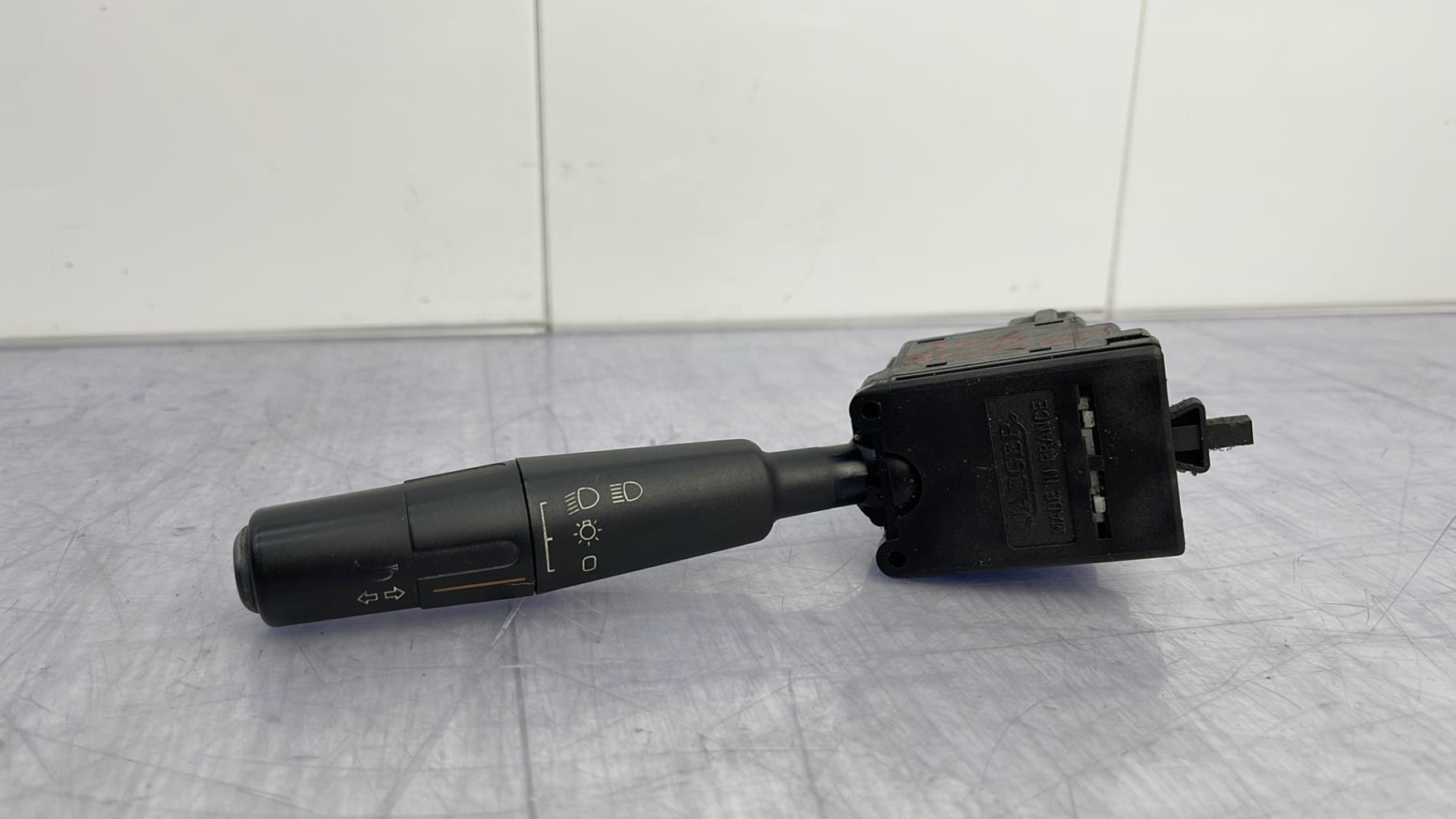 Commodo phare PEUGEOT 306 PHASE 1 Diesel - 1