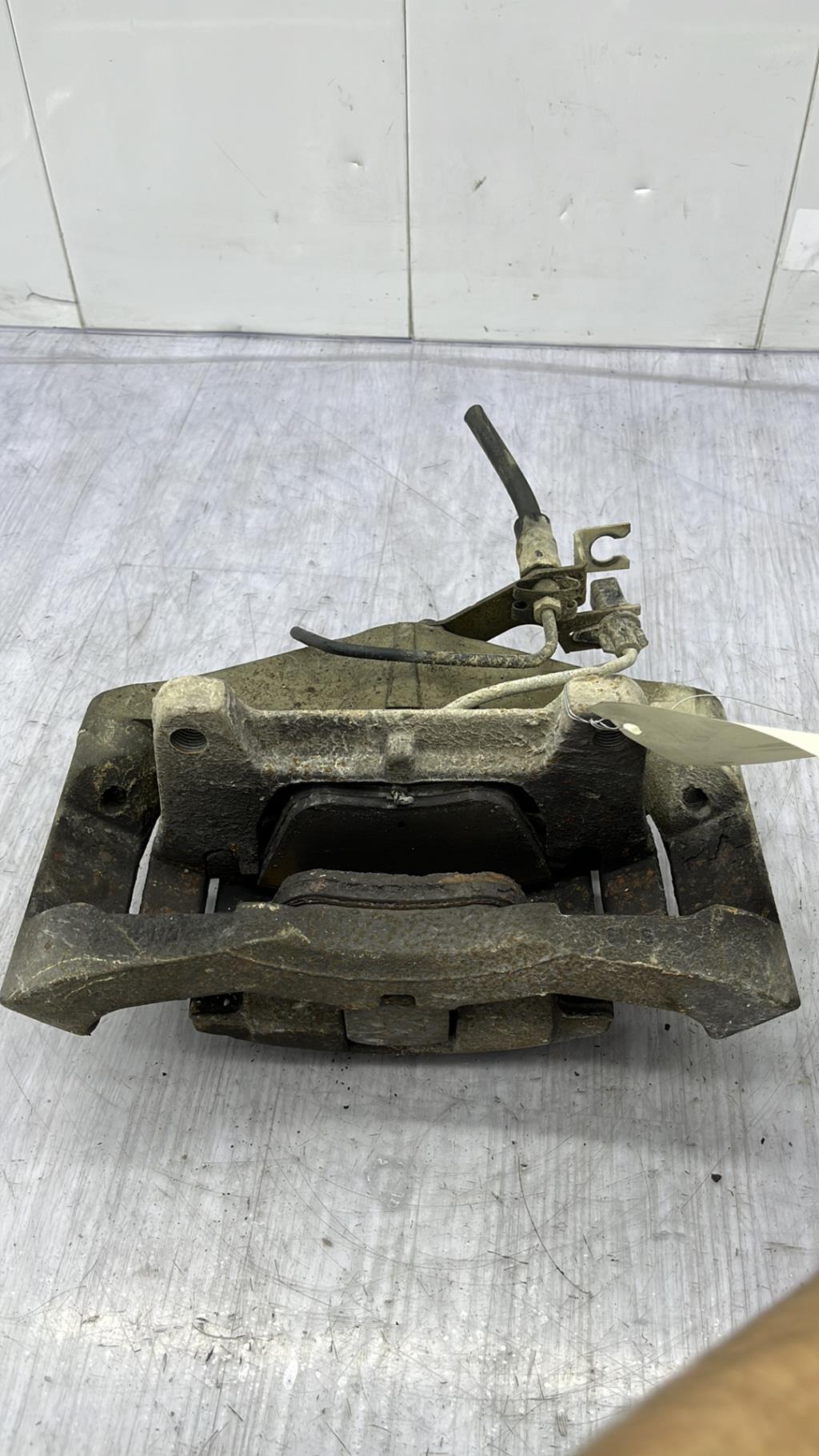 Pinza freni anteriore sinistra AUDI A4 2 AVANT PHASE 2 BREAK Diésel - 1