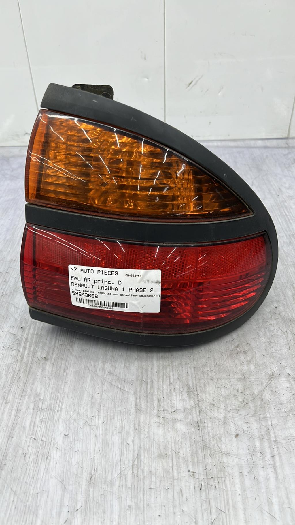 Fanale posteriore principale destro (luci) RENAULT LAGUNA 1 PHASE 2 Gasolina - 1
