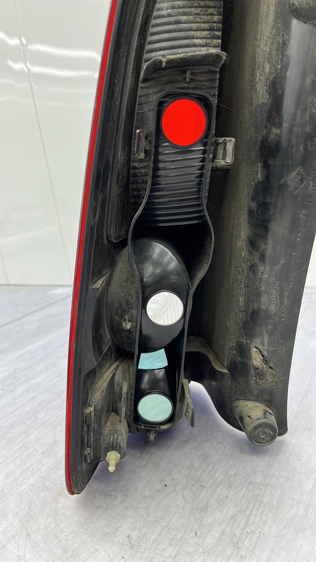 Fanale posteriore principale destro (luci) RENAULT GRAND ESPACE 4 PHASE 1 Diésel - 1