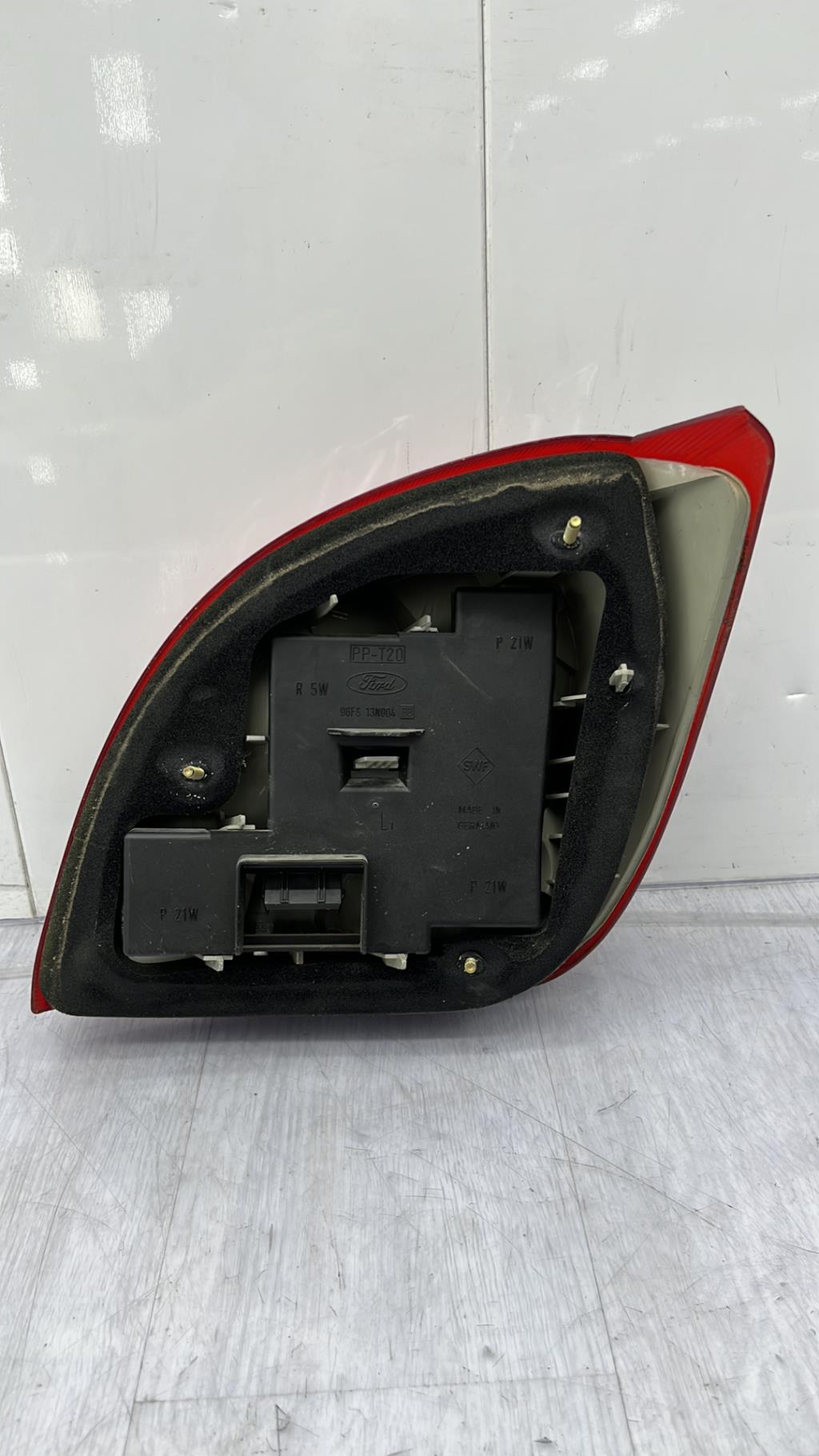 Fanale posteriore principale sinistro (luci) FORD FIESTA 4 PHASE 2 Gasolina - 1