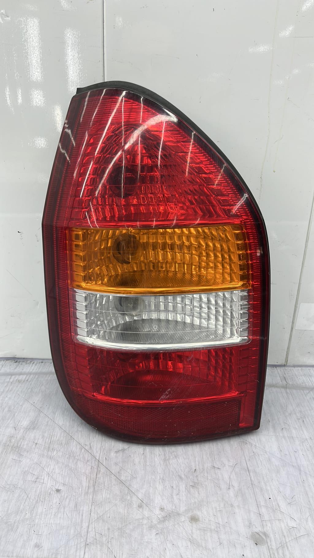 Fanale posteriore principale sinistro (luci) OPEL ZAFIRA A PHASE 1 Gasolina - 1