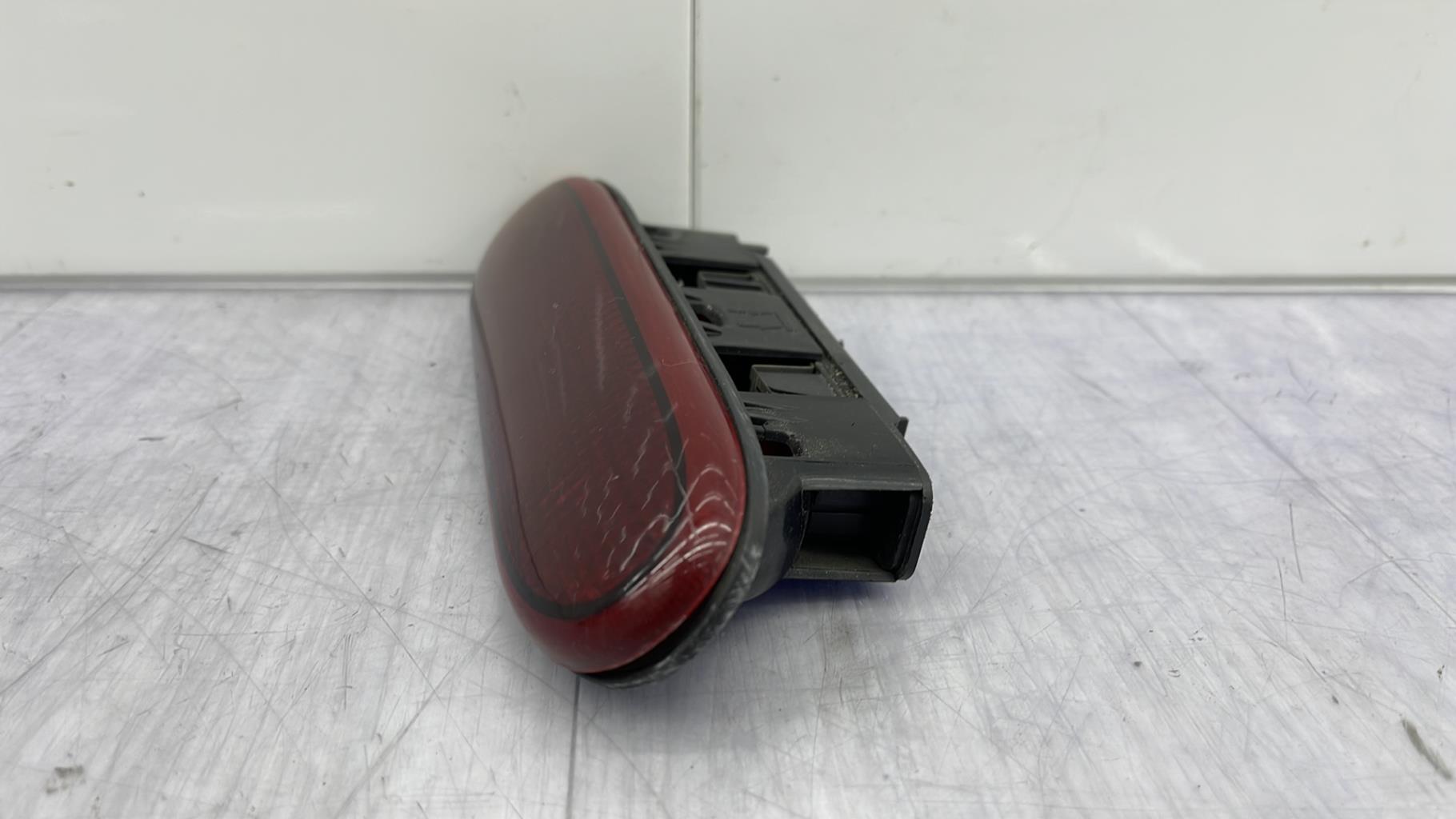 Feu arriere stop central RENAULT CLIO 1 PHASE 2 Essence - 1