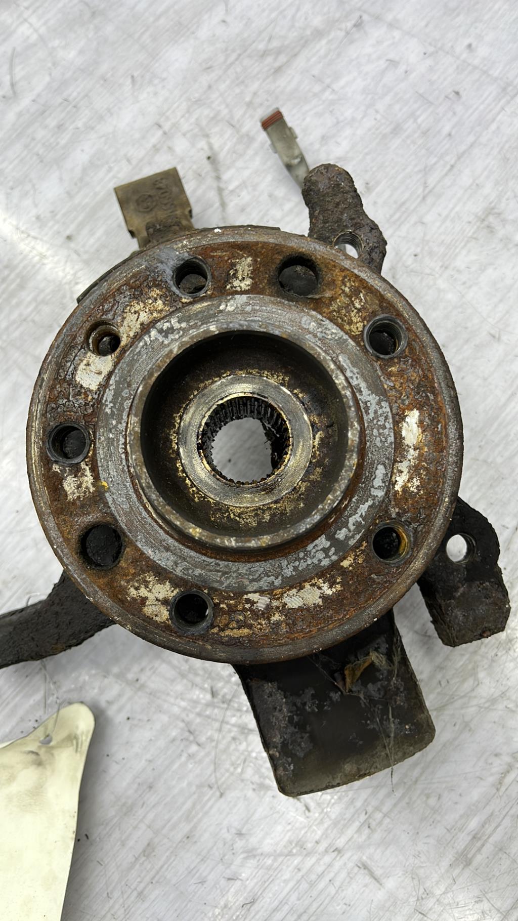 Fusee avant droit OPEL ASTRA H PHASE 1 BREAK Diesel - 1
