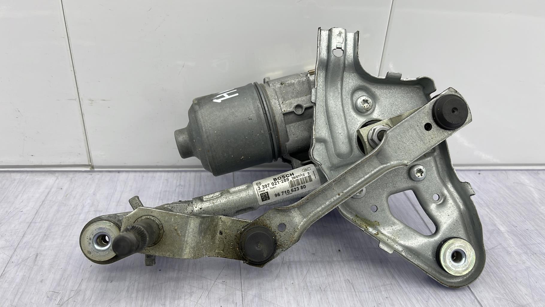 Motore tergicristallo anteriore destro PEUGEOT 3008 1 PHASE 1 Diésel - 1