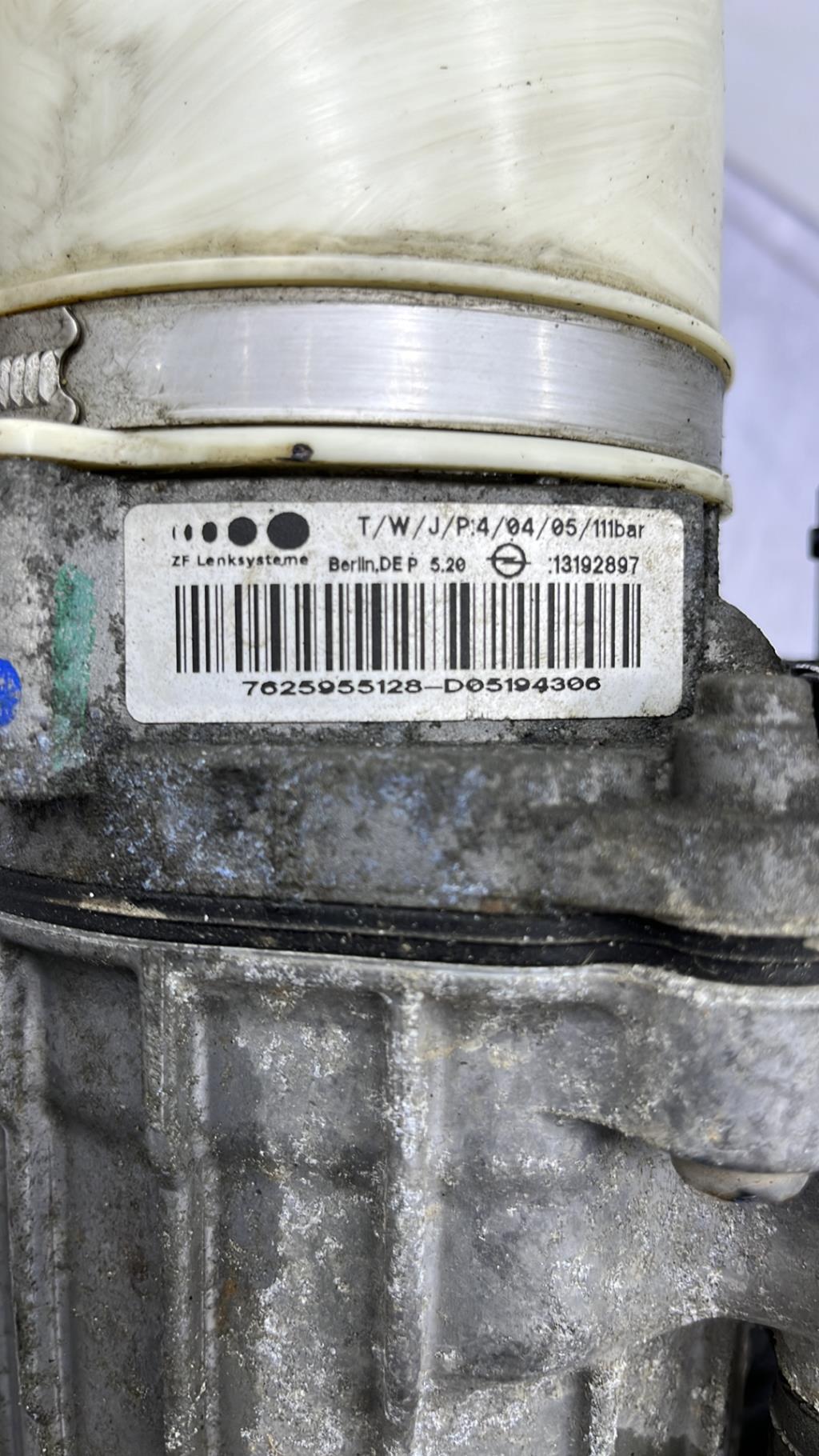 Pompe de direction OPEL ASTRA H PHASE 1 BREAK Diesel - 1
