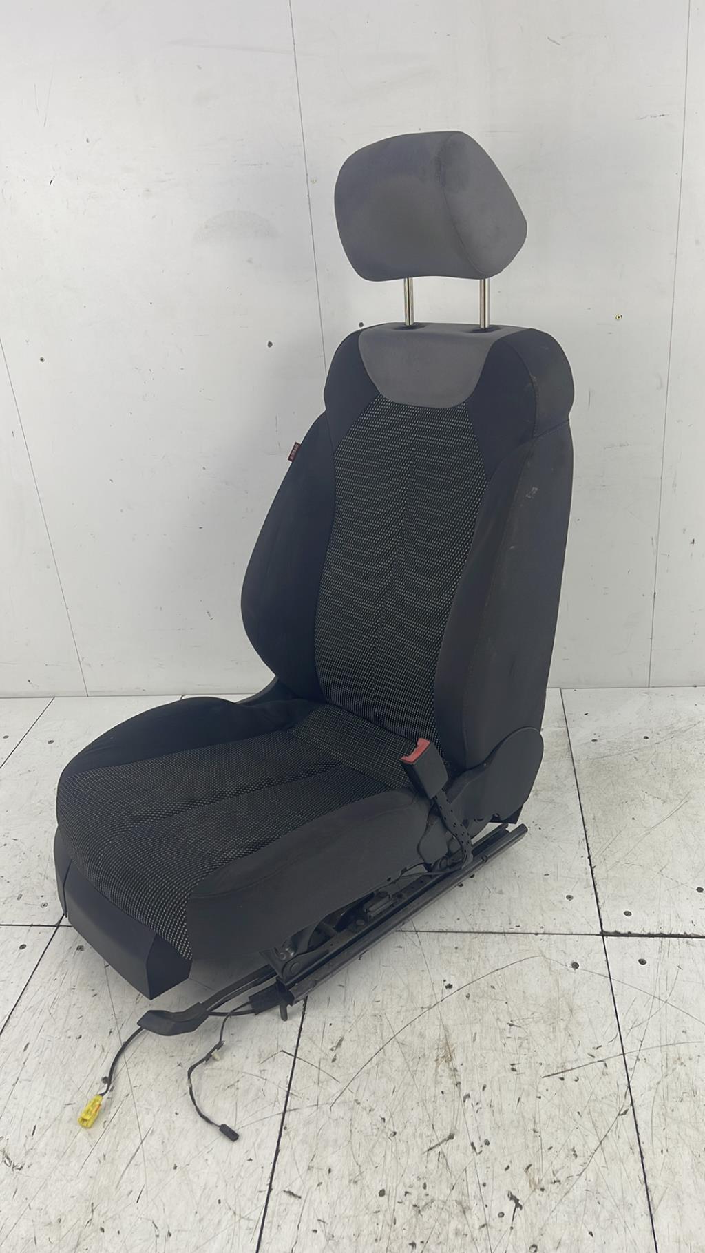 Siege avant droit SEAT LEON 2 PHASE 1 Diesel - 1