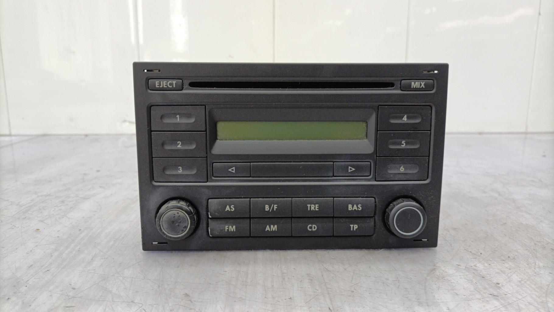 Autoradio originale VOLKSWAGEN POLO 4 PHASE 2 Diésel - 1
