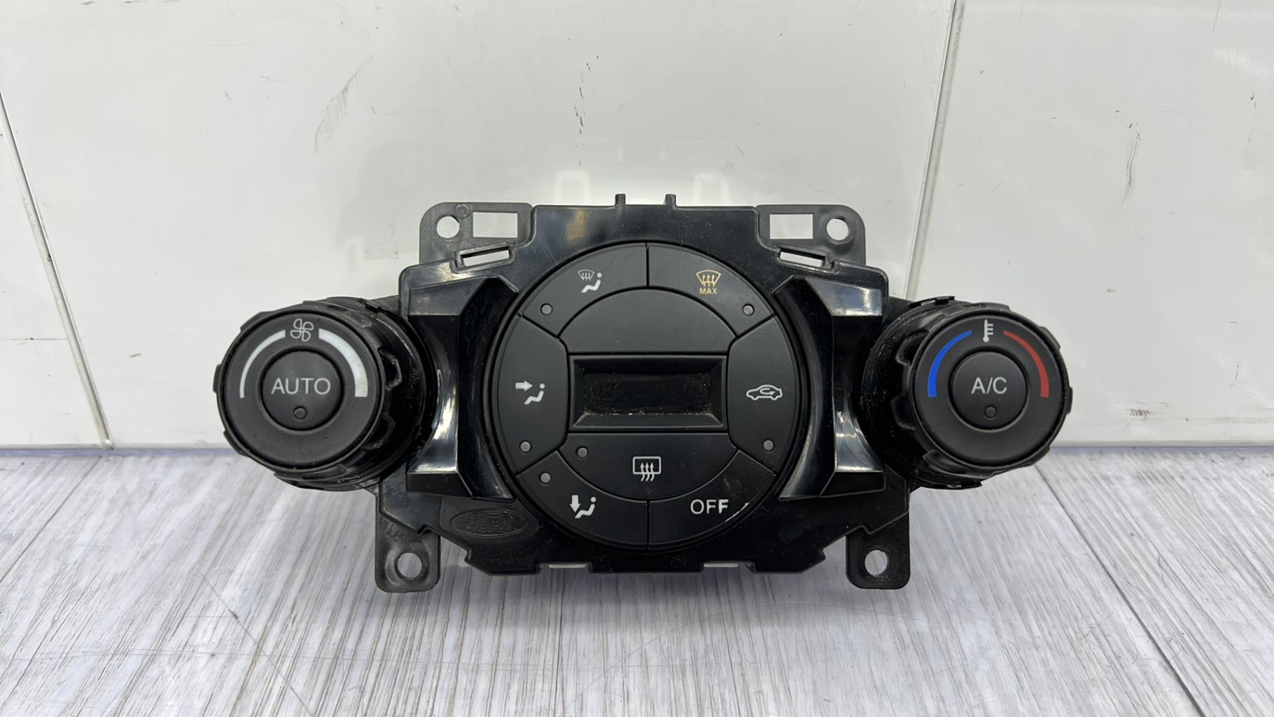 Commande chauffage FORD FIESTA 6 PHASE 1 Diesel - 1