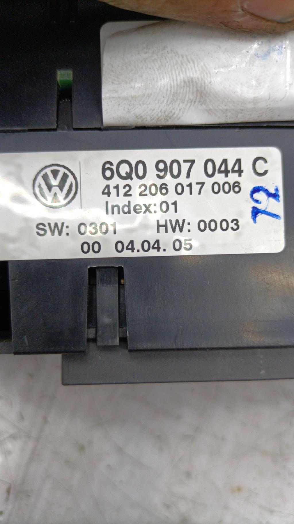 Commande chauffage VOLKSWAGEN POLO 4 PHASE 2 Diesel - 1