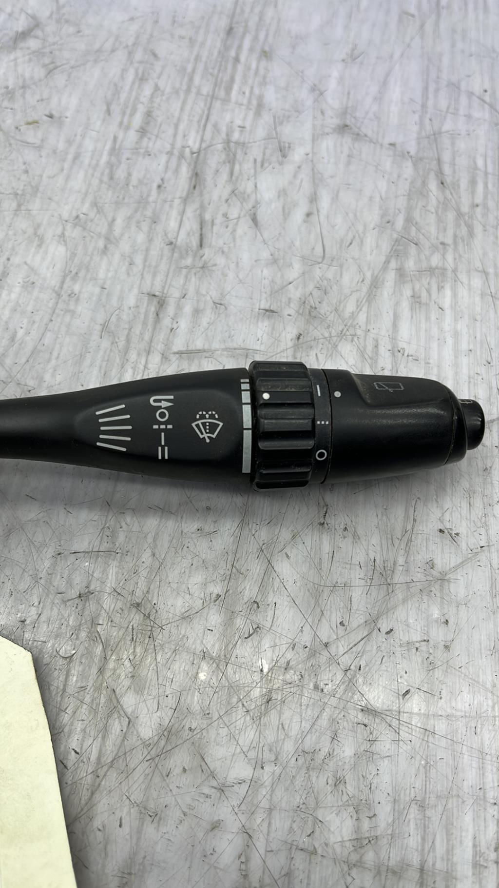 Commodo d'essuie glaces MITSUBISHI SPACE STAR 2 Diesel - 1