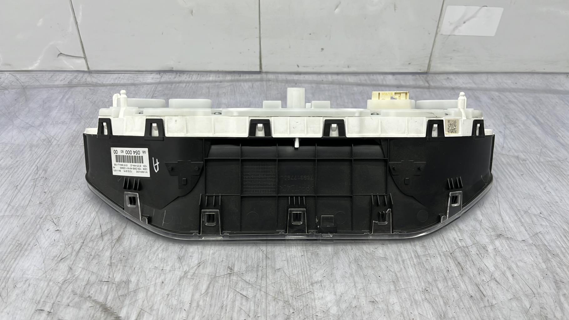 Compteur PEUGEOT 208 1 PHASE 1 Diesel - 1