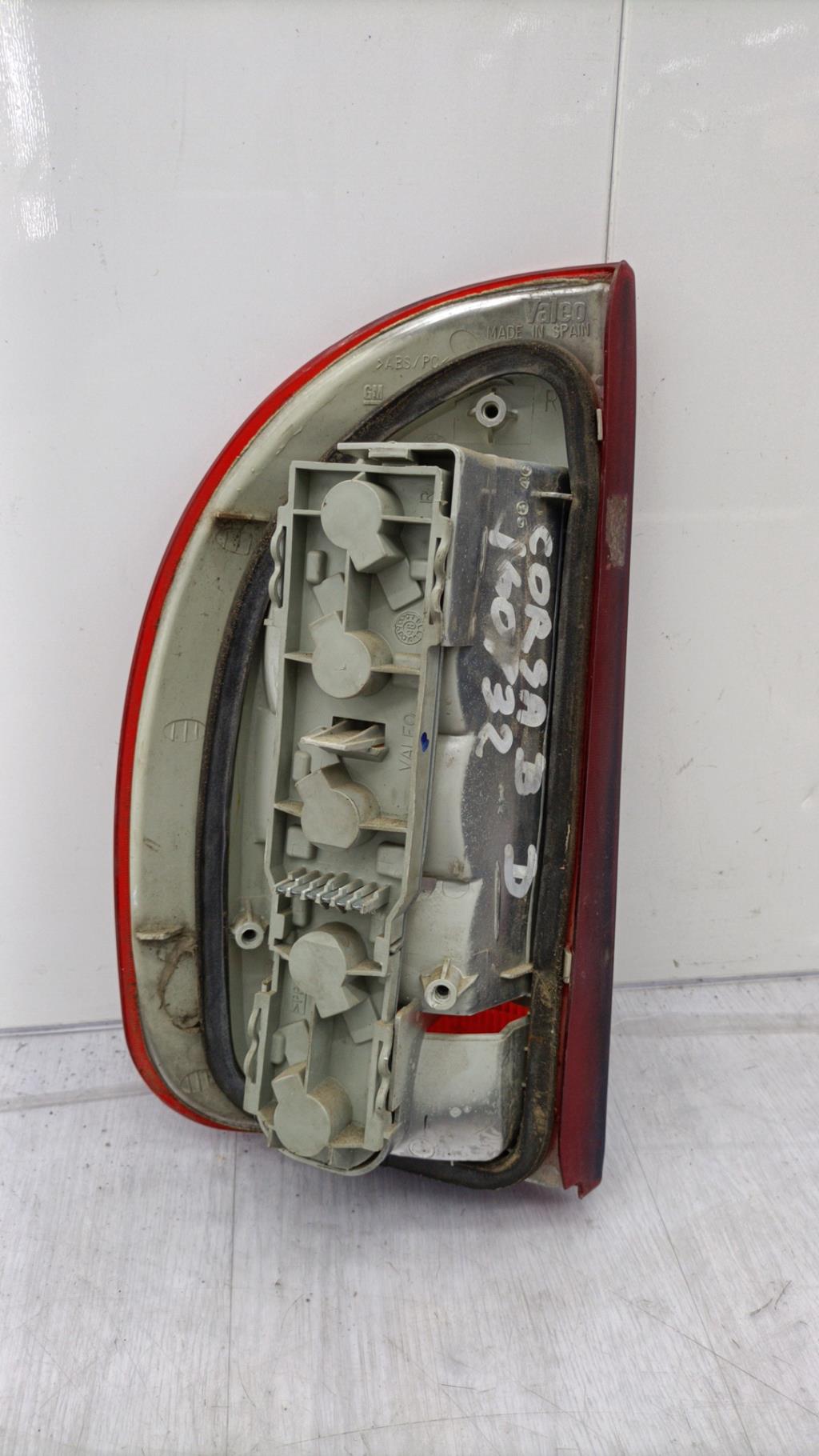 Fanale posteriore principale destro (luci) OPEL CORSA B PHASE 2 Diésel - 1