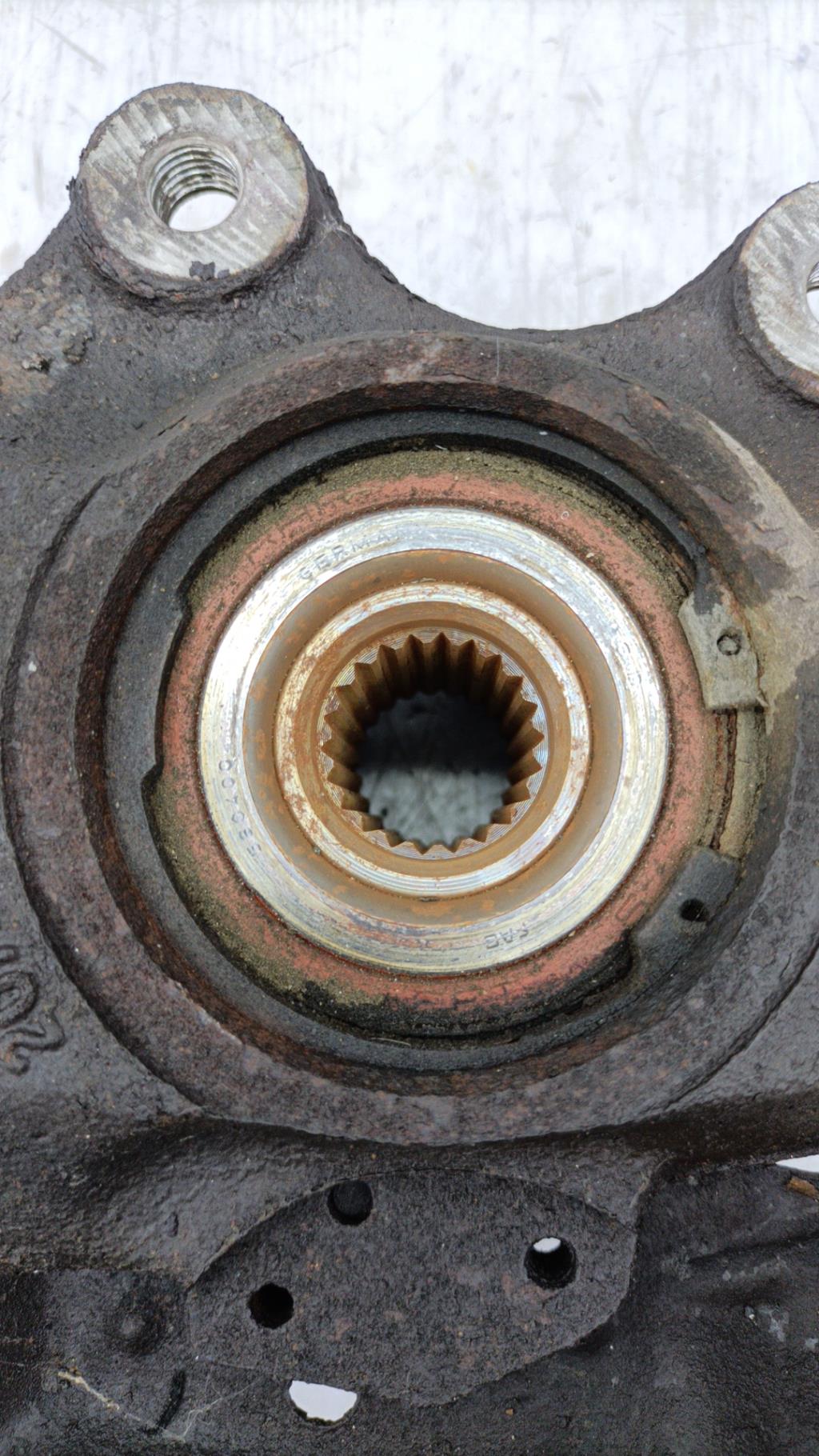 Fusee avant gauche OPEL CORSA B PHASE 2 Diesel - 1