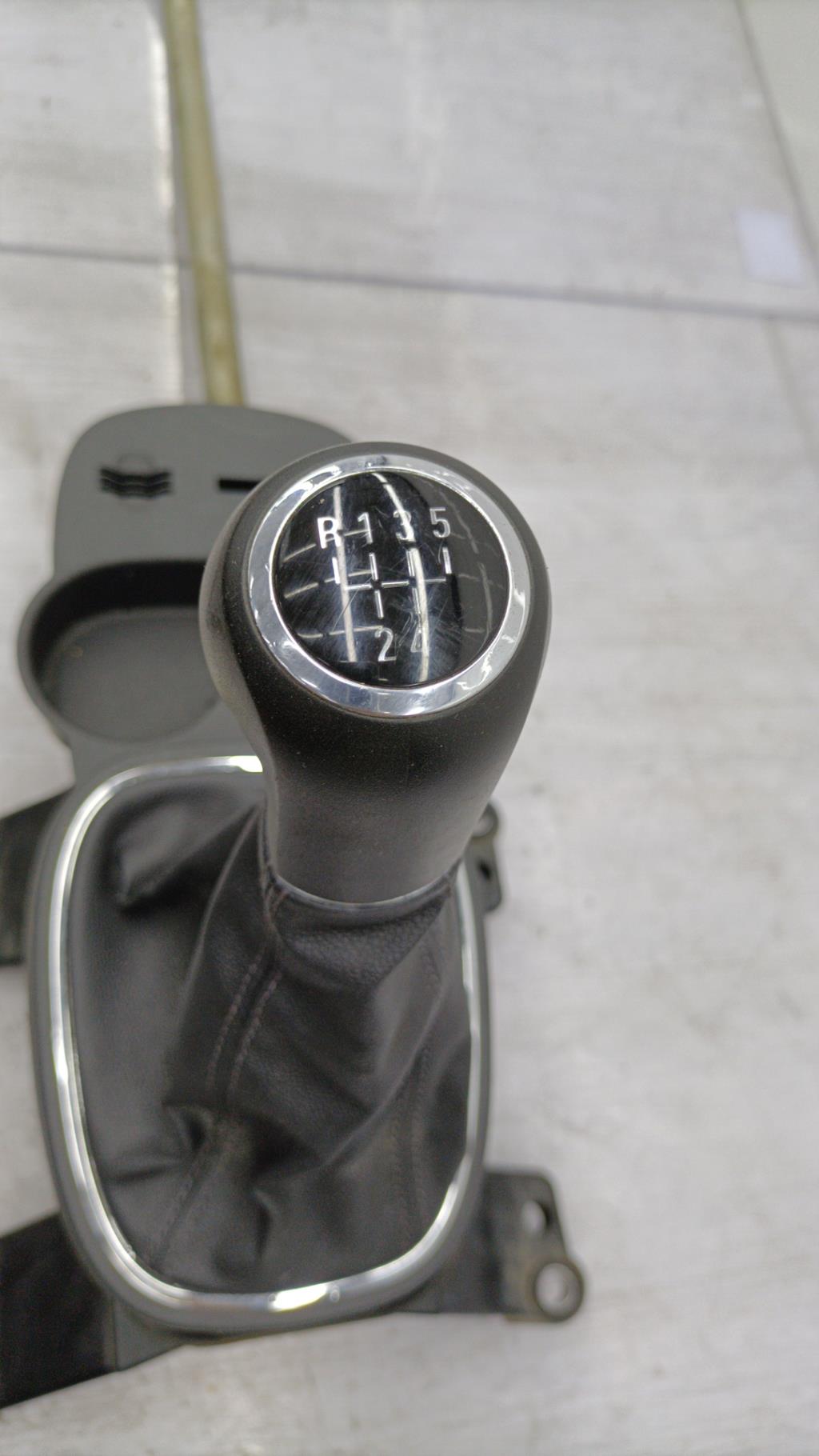 Levier de vitesses OPEL CORSA D PHASE 1 Essence - 1