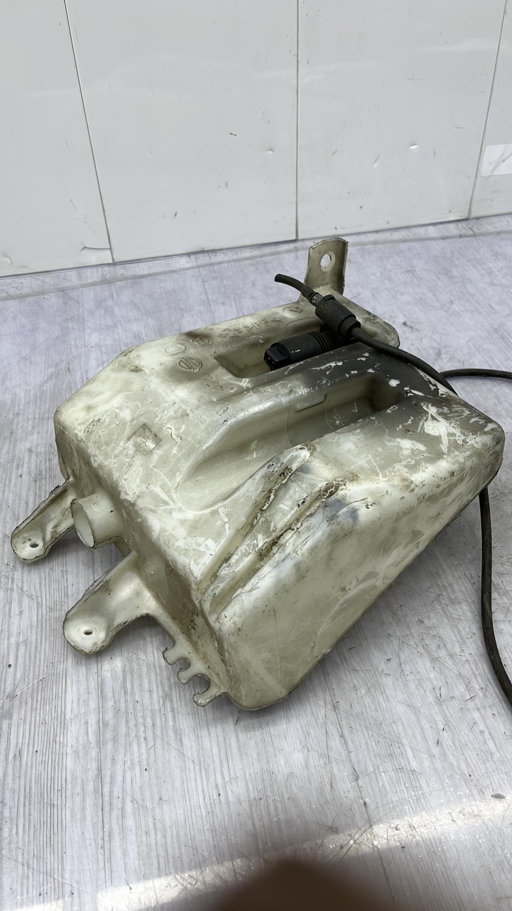 Vase de lave glace NISSAN NOTE 1 PHASE 1 Diesel - 1