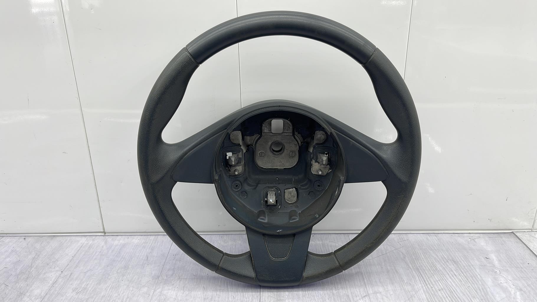 Volant FORD KA 2 PHASE 2 Essence - 1