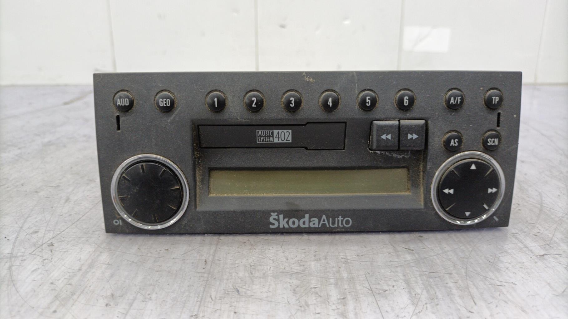 Autoradio originale SKODA FABIA 1 PHASE 1 BREAK Gasolina - 1