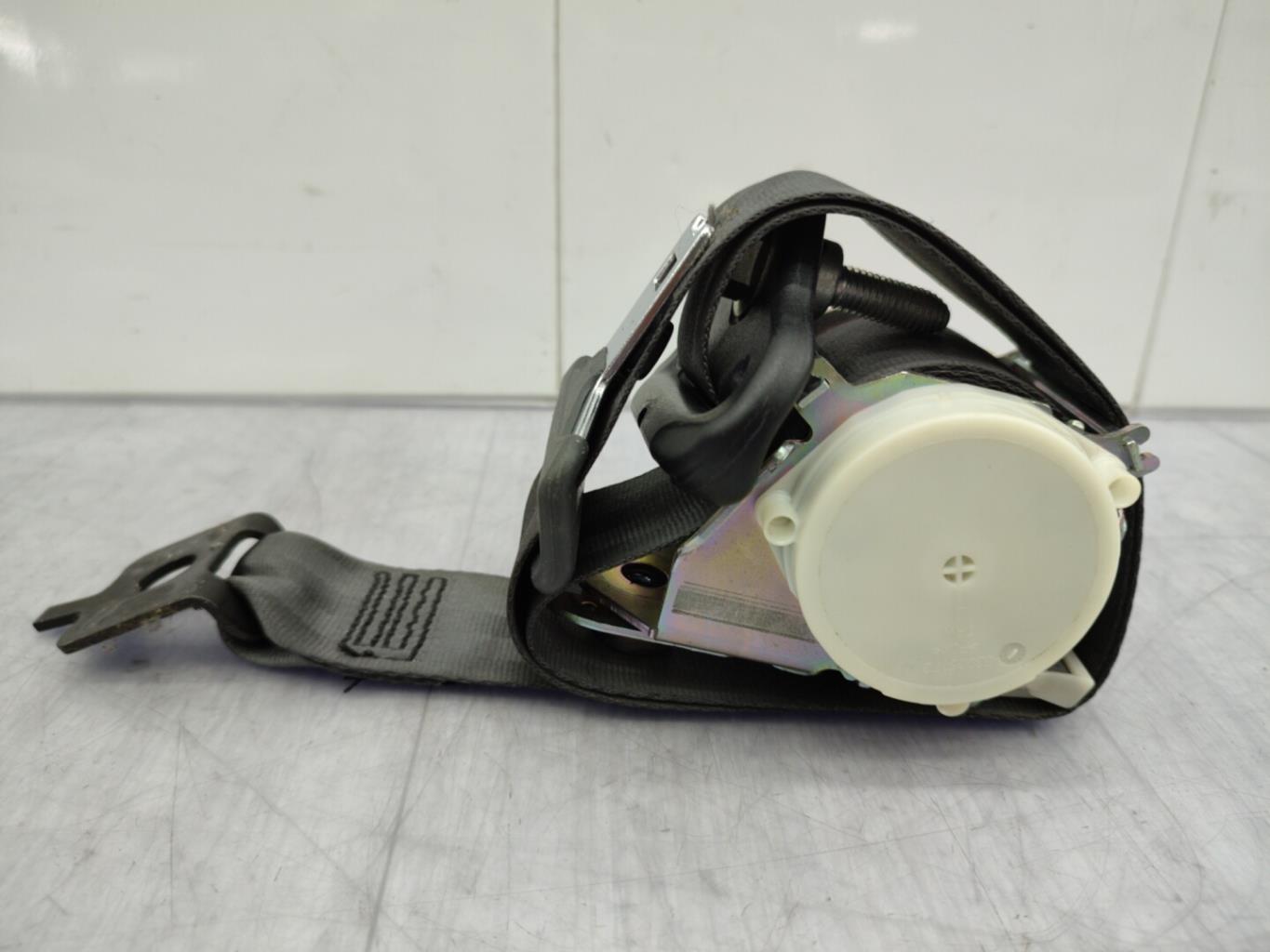 Cintura di sicurezza posteriore destra RENAULT CLIO 3 PHASE 2 Diésel - 1