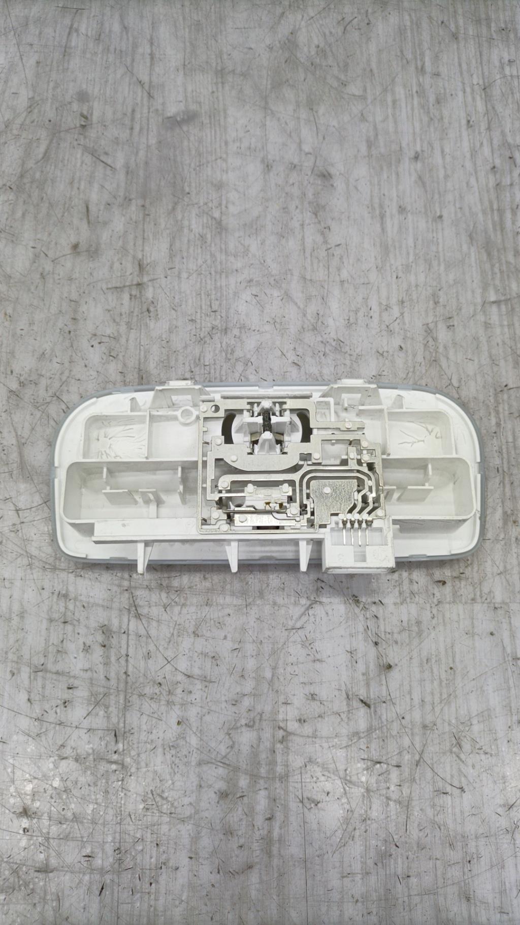 Eclairage de plafonnier RENAULT MEGANE 3 PHASE 2 Diesel - 1