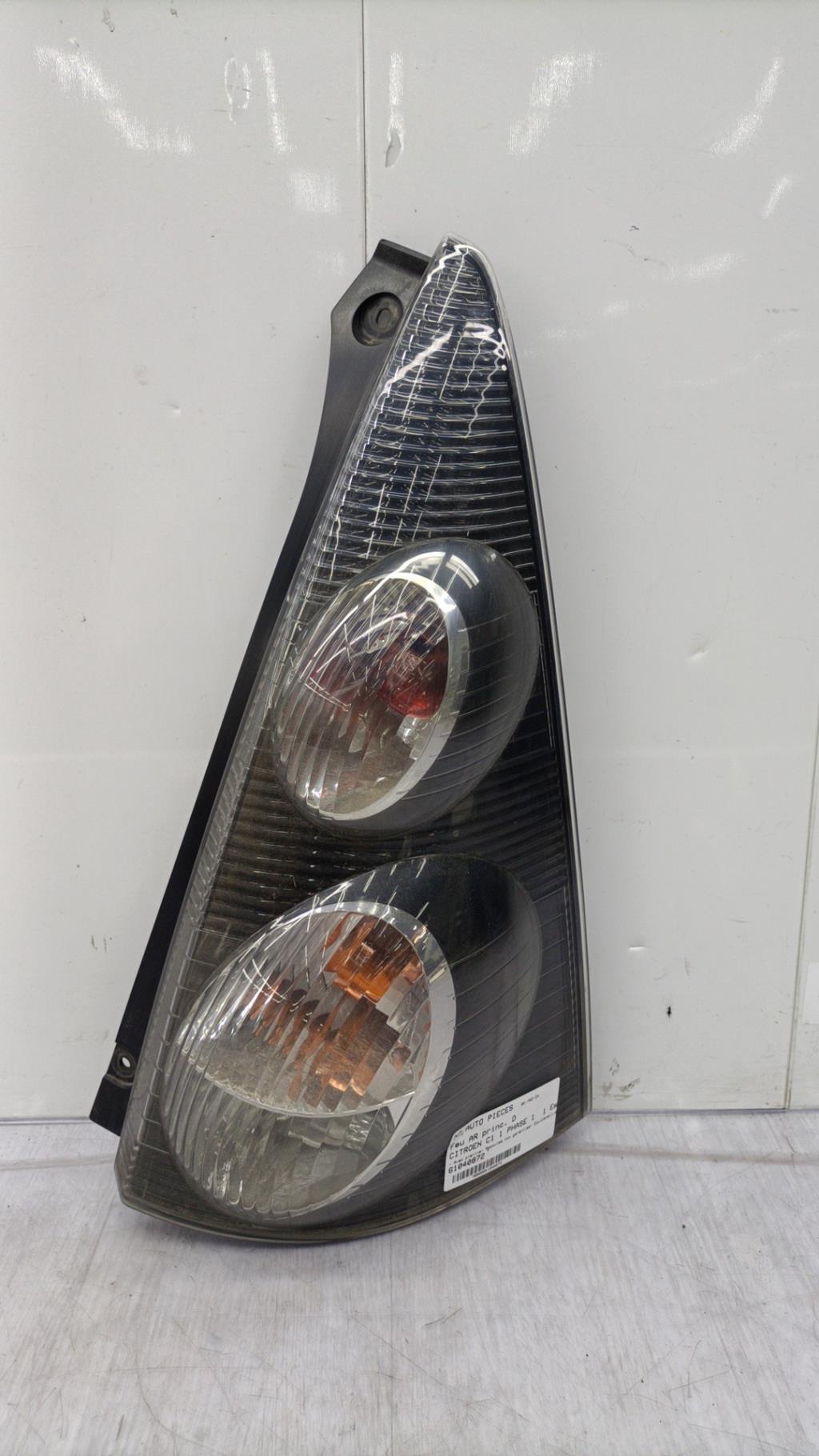 Fanale posteriore principale destro (luci) CITROEN C1 1 PHASE 1 Gasolina - 1