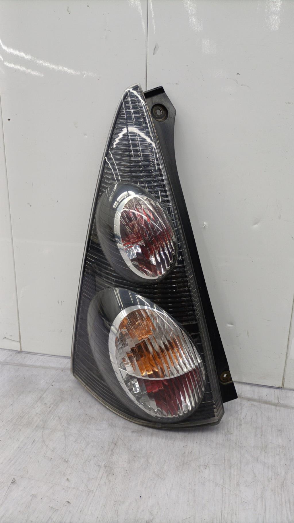 Fanale posteriore principale sinistro (luci) CITROEN C1 1 PHASE 1 Diésel - 1