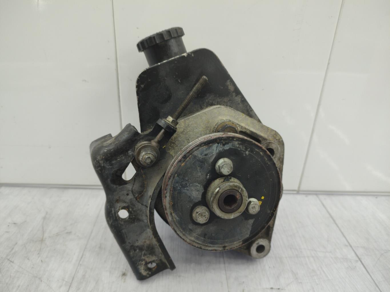 Pompe de direction RENAULT CLIO 1 PHASE 2 Diesel - 1
