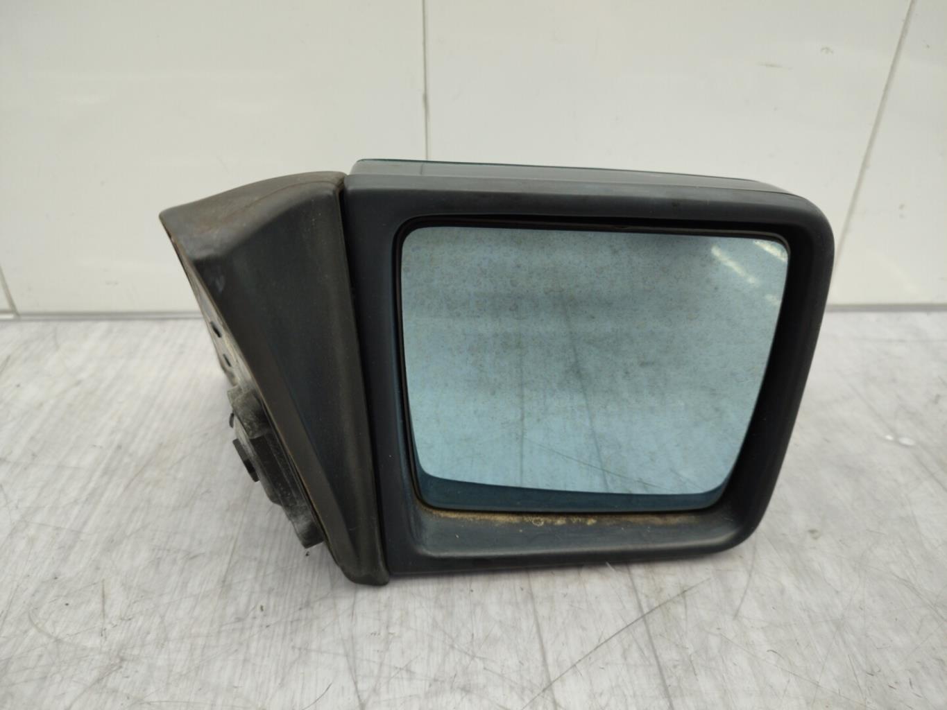 Retrovisor derecho MERCEDES CLASSE E 124 PHASE 2 Diésel - 1
