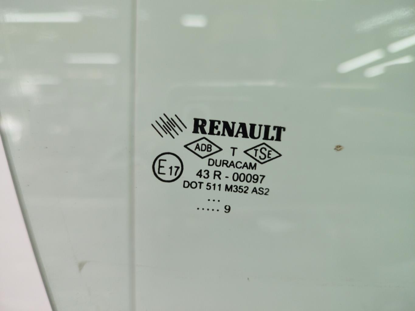 Vetro anteriore destro RENAULT CLIO 3 PHASE 1 BREAK Diésel - 1