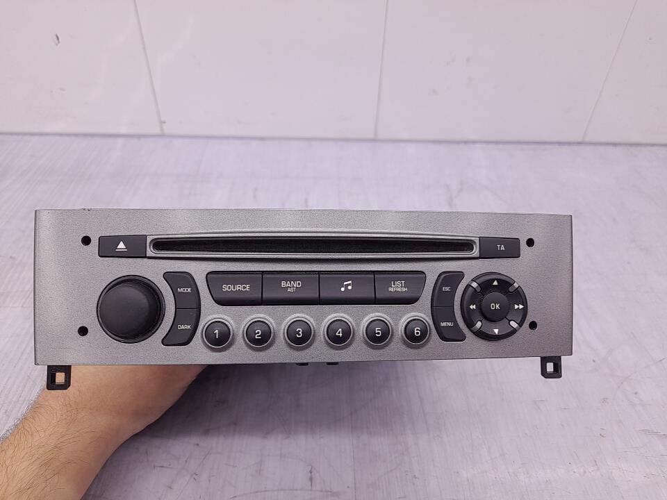 Autoradio originale PEUGEOT 308 1 SW PHASE 2 BREAK Diésel - 1