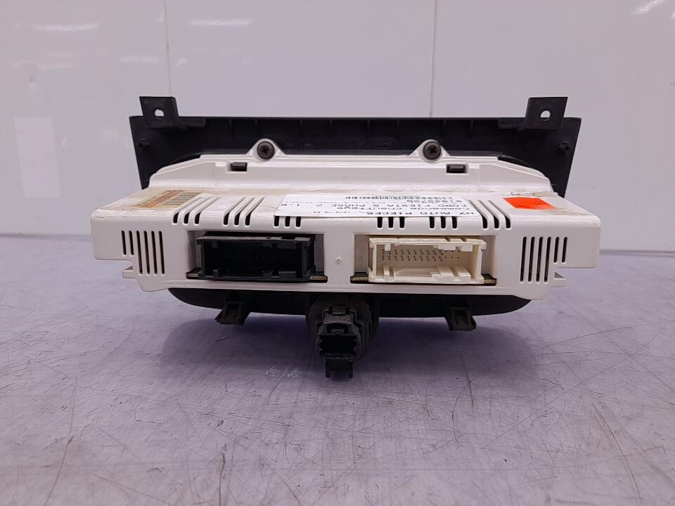 Commande chauffage FORD FIESTA 5 PHASE 2 Diesel - 1