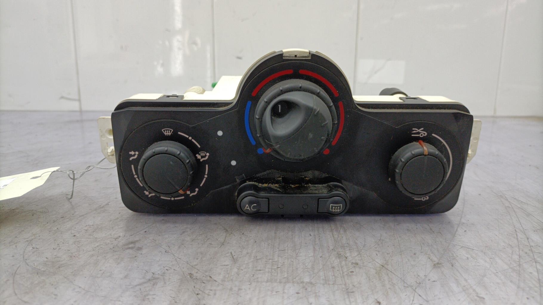 Commande chauffage RENAULT MODUS PHASE 1 Diesel - 1