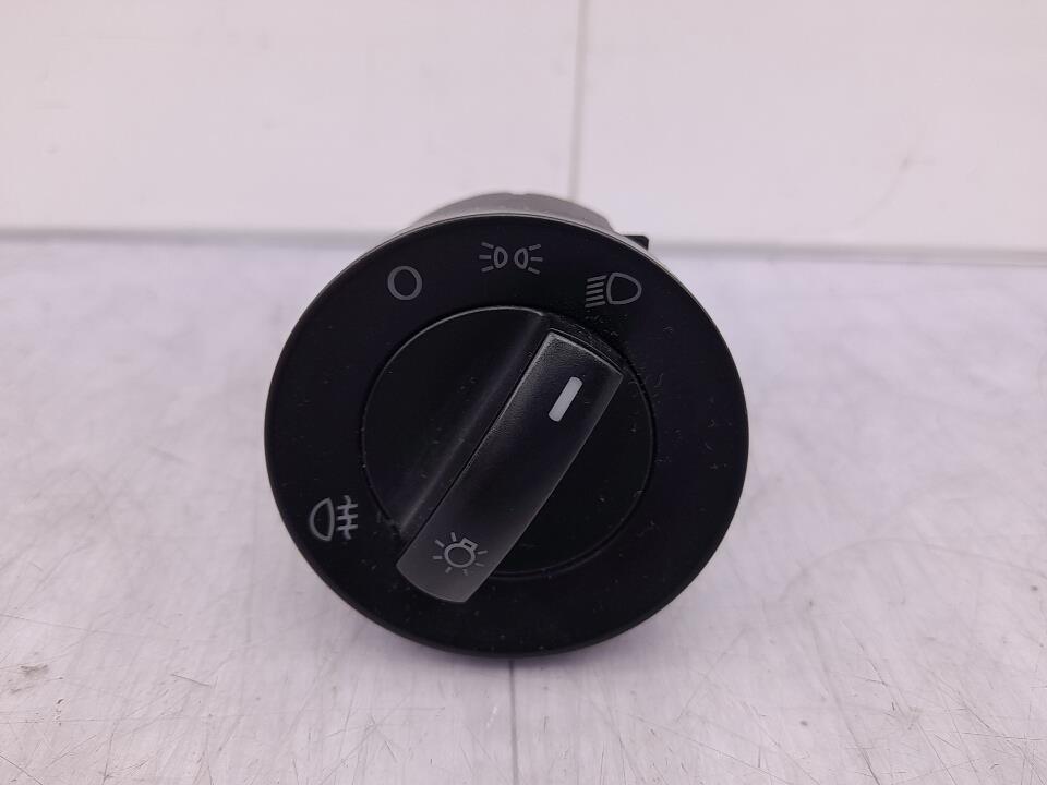 Commande de phare VOLKSWAGEN POLO 4 PHASE 1 Diesel - 1